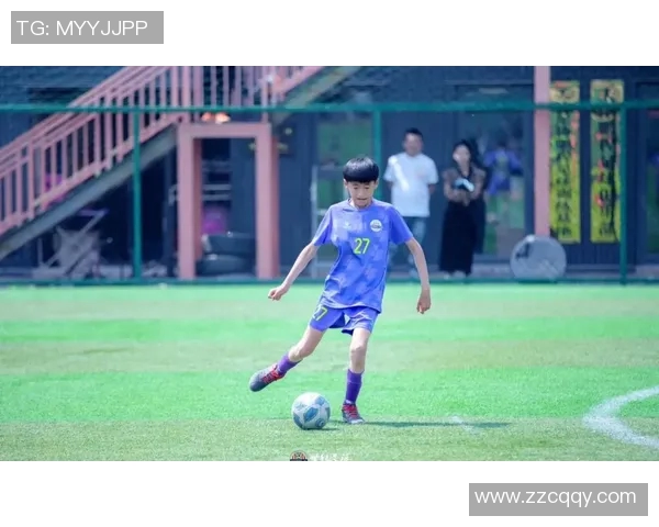 中国足球的崛起与挑战：从青训体系到职业联赛的全面分析与展望